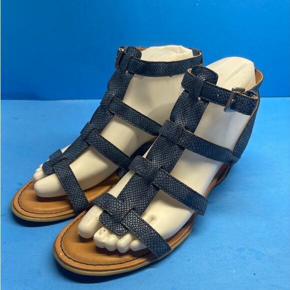 B.O.C. Born Concepts Blue Strappy Flat Slingback Sandals 7 M Casual Comfort - Picture 7 of 10